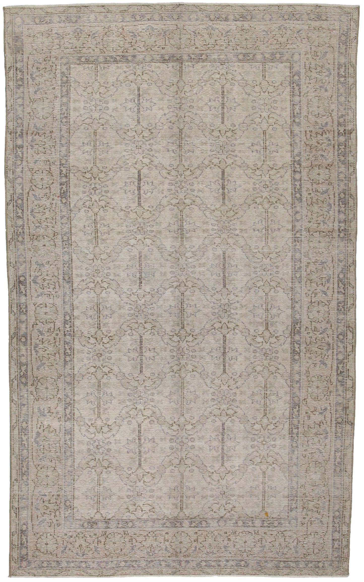 AORug#18733 size. 4' 08" x 8' 00"