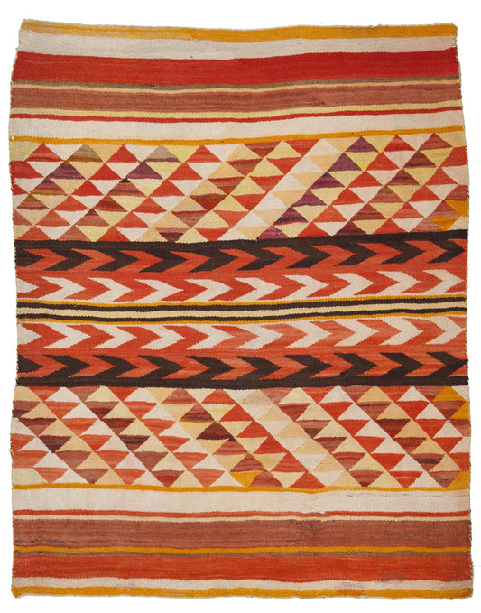 AORug#8464 size. 4' 03" x 5' 05"