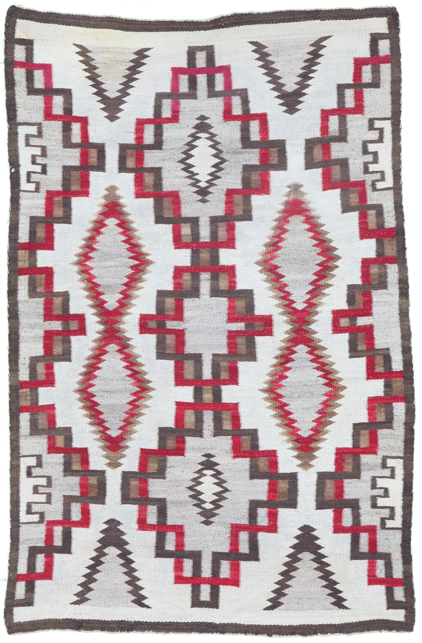 AORug#10509 size. 3' 06" x 5' 05"