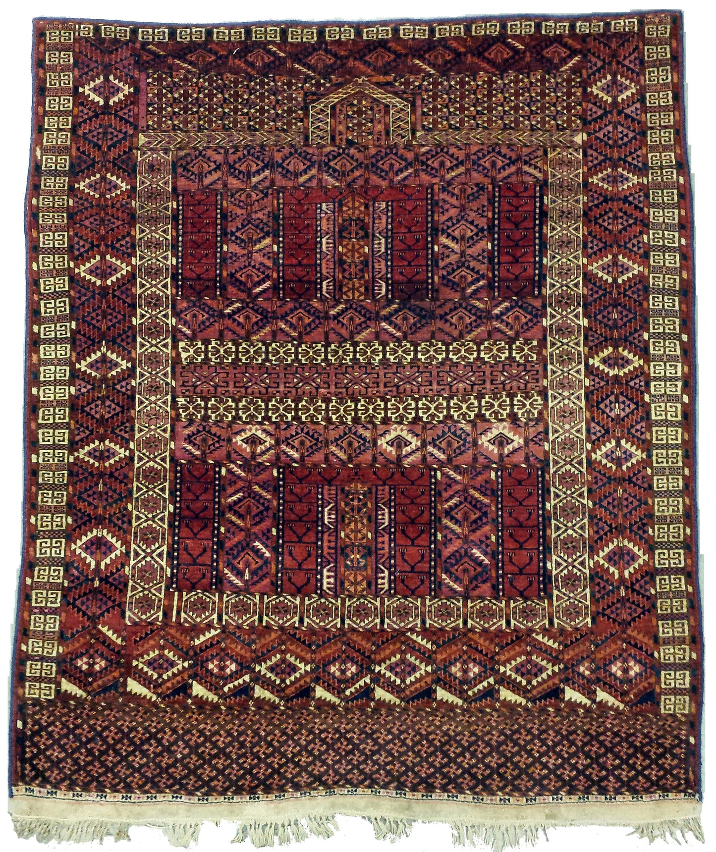 AORug#9129 size. 4' 02" x 5' 00"