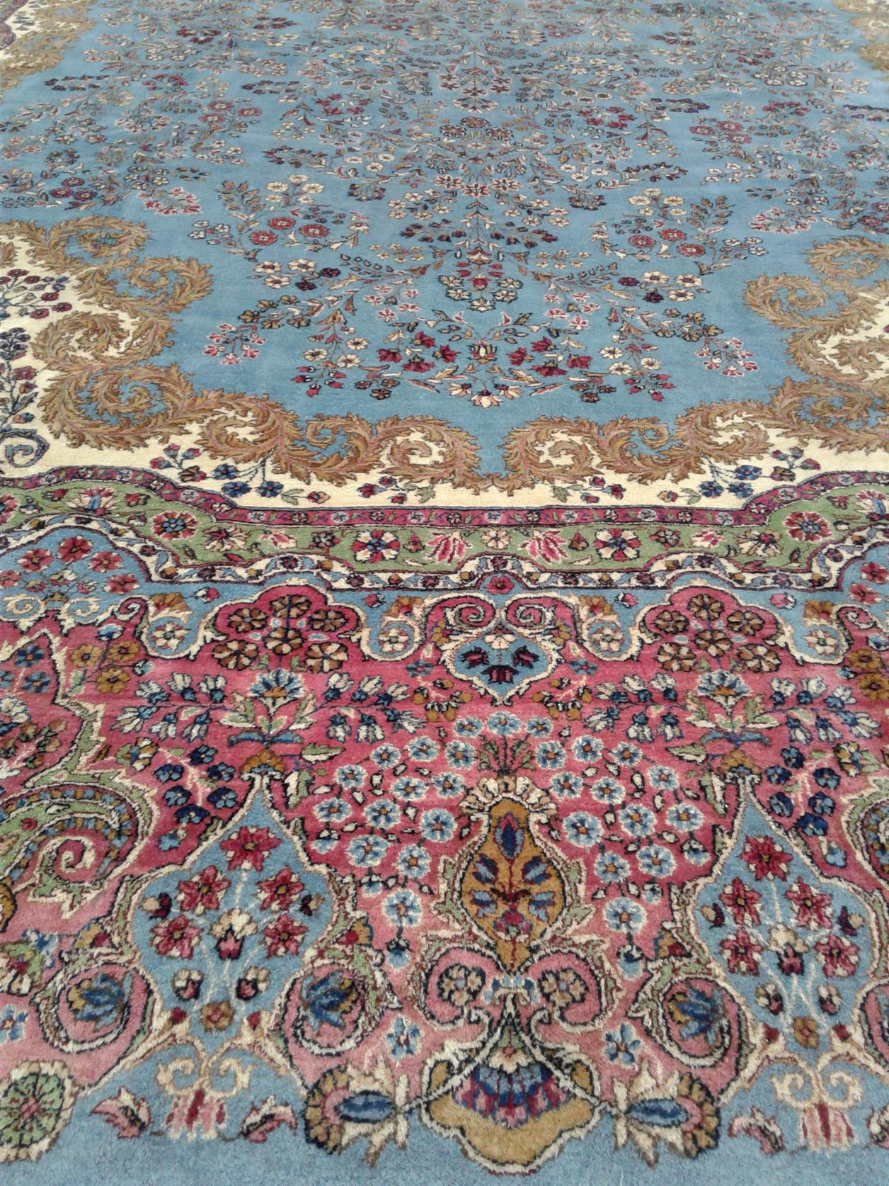 AORug#8208 size. 12' 00" x 22' 05"