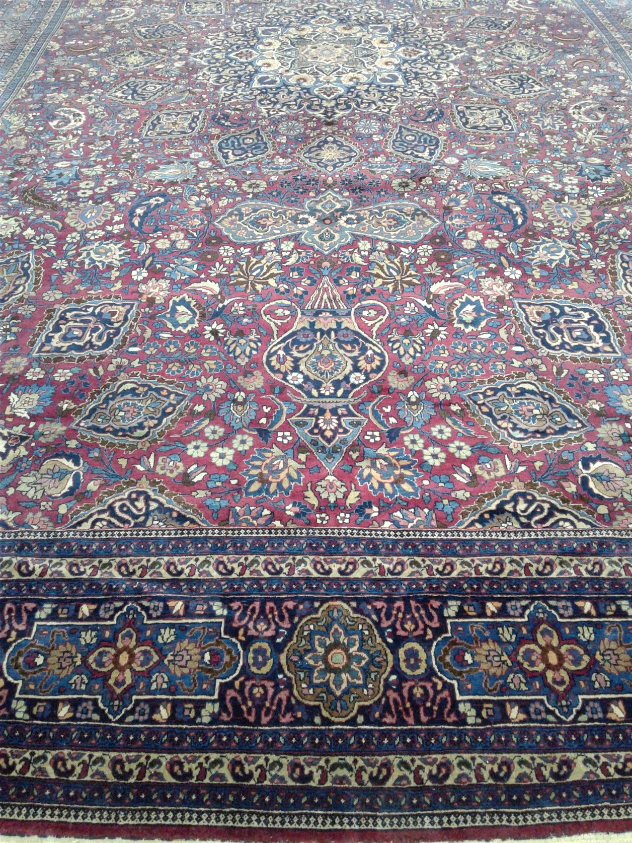 AORug#10165 size. 11' 07" x 20' 02"