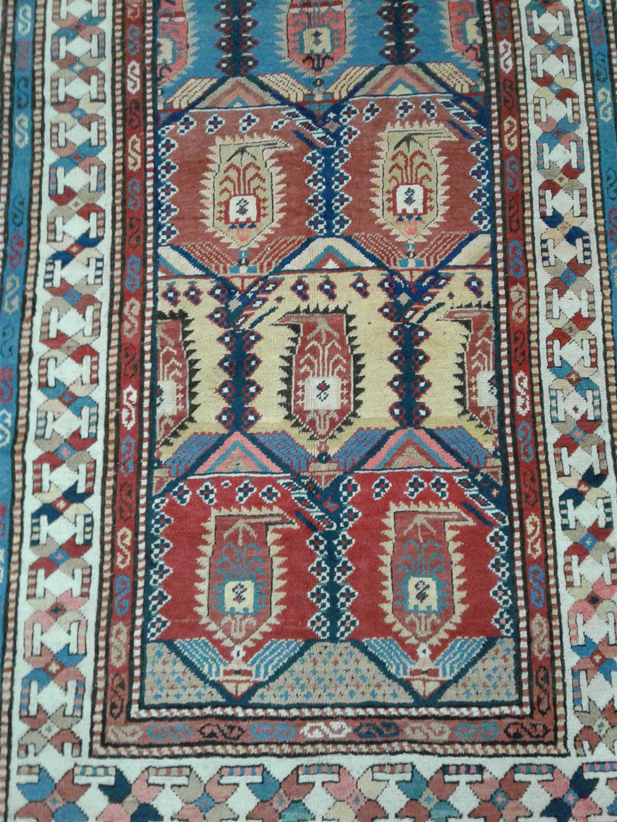 AORug#2699 size. 3' 07" x 12' 03"