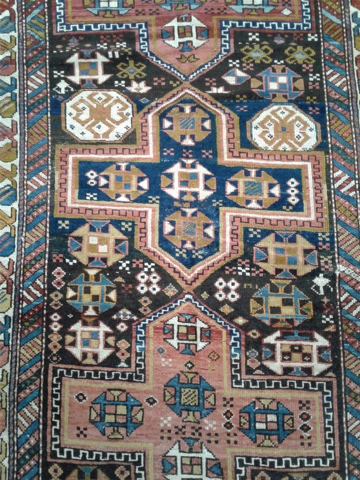 AORug#2535 size. 3' 09" x 5' 07"