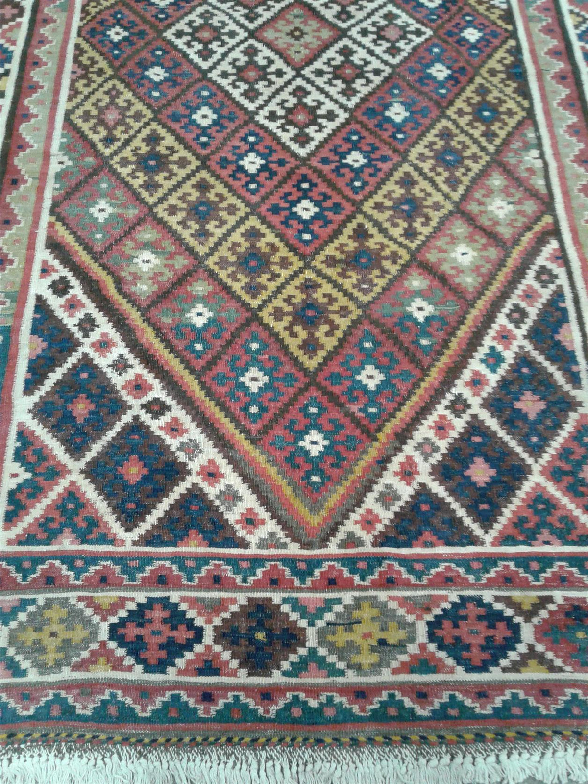 AORug#1471 size.6' 04" x 9' 08"