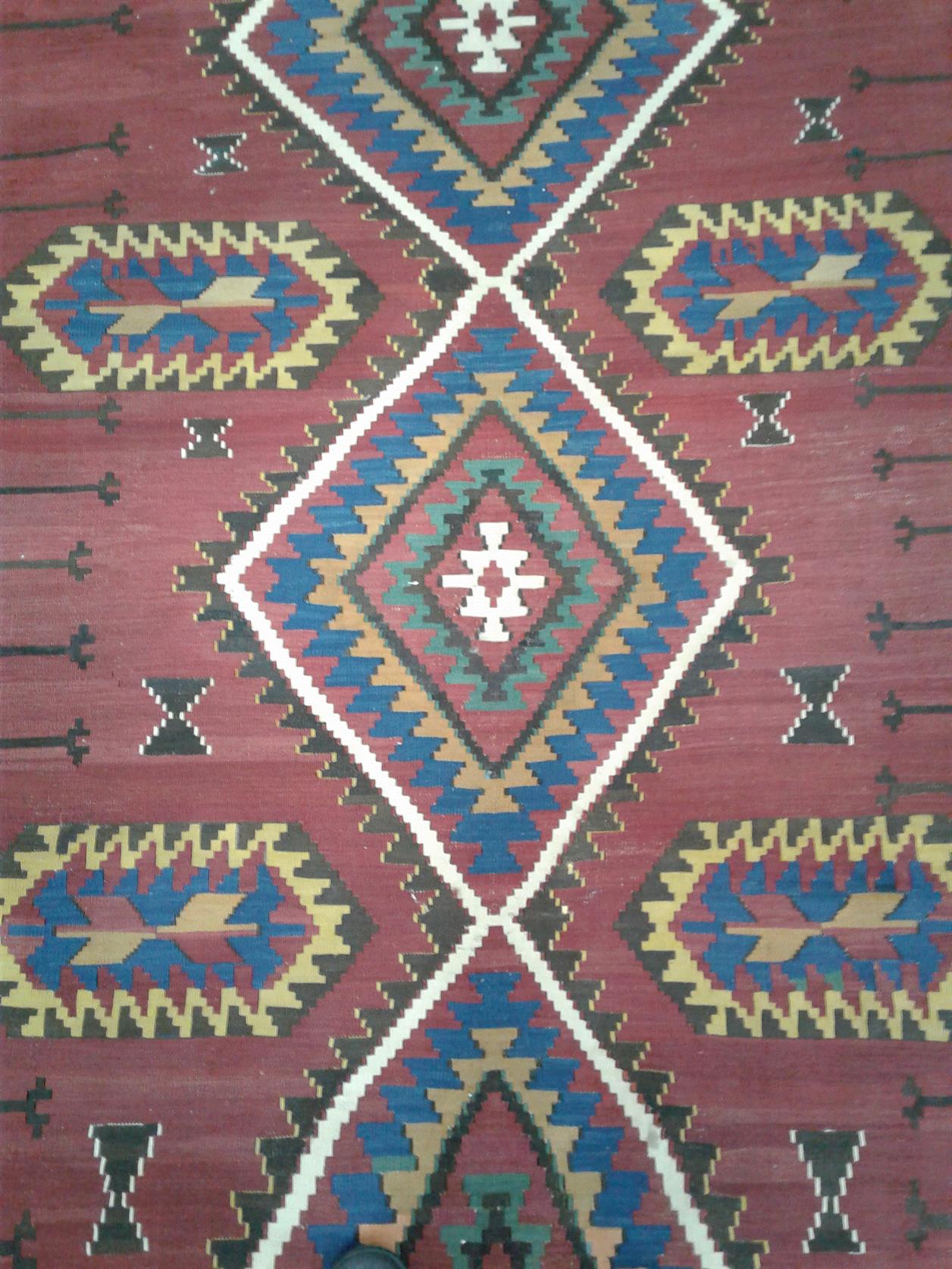 AORug#2592 size. 6' 09" x 11' 06"
