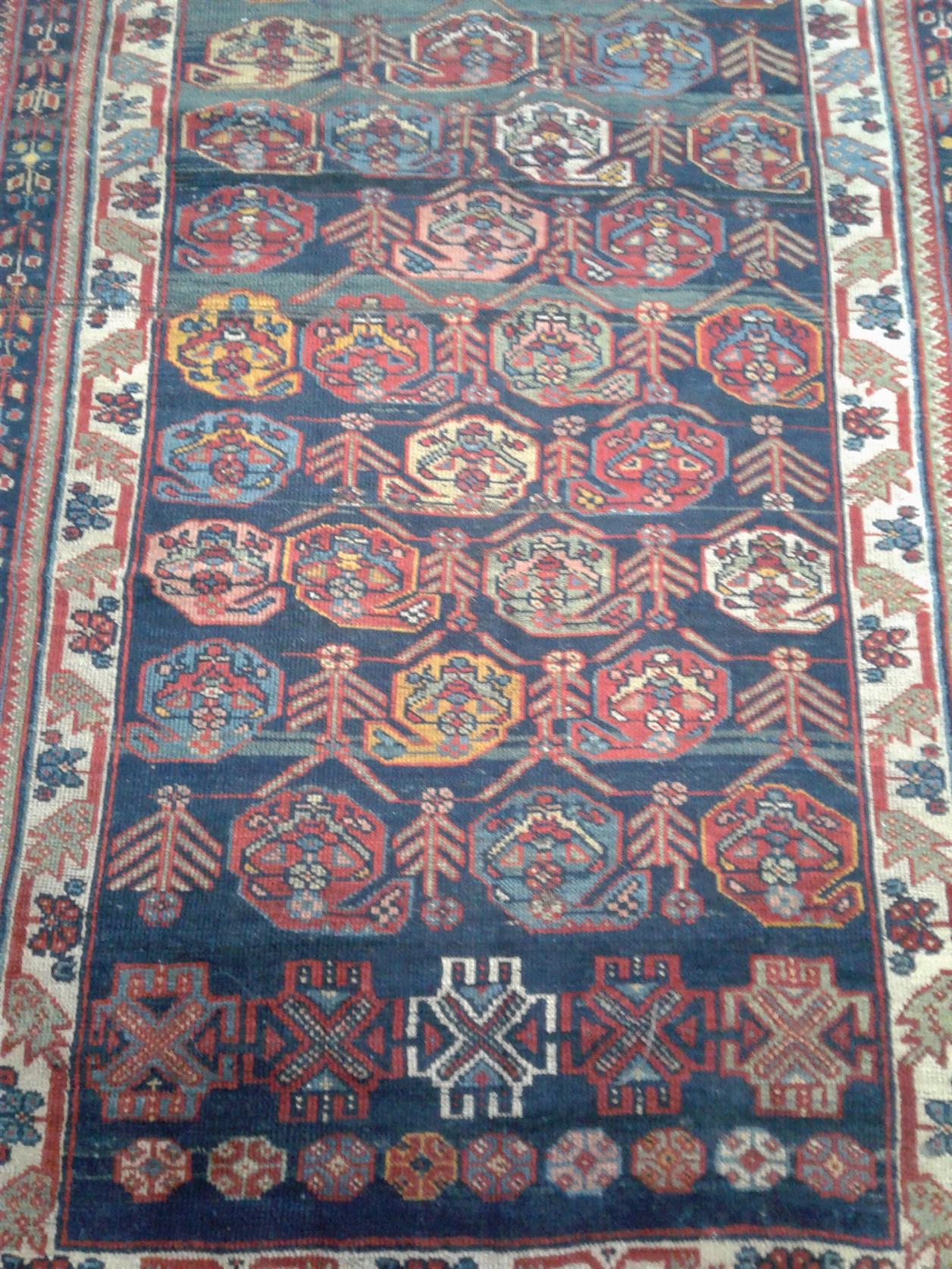 AORug#10600 size. 4' 05" x 12' 03"