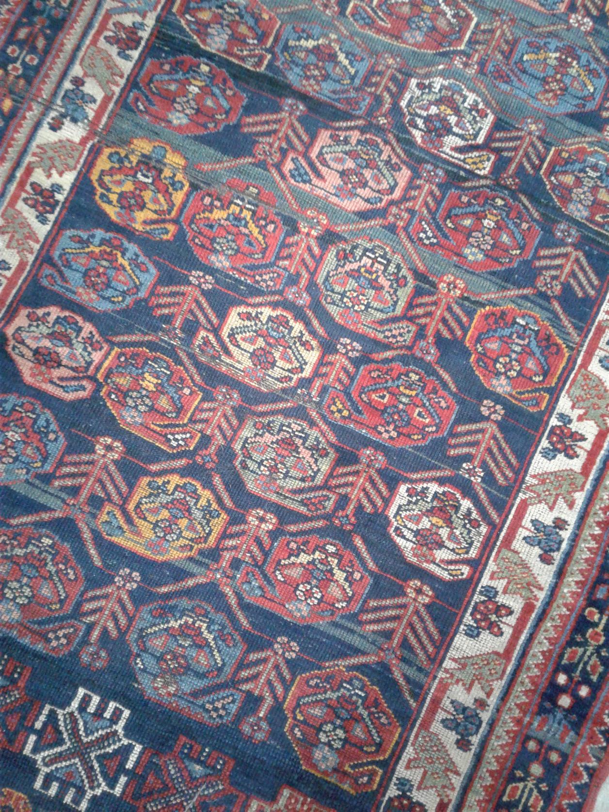 AORug#10600 size. 4' 05" x 12' 03"