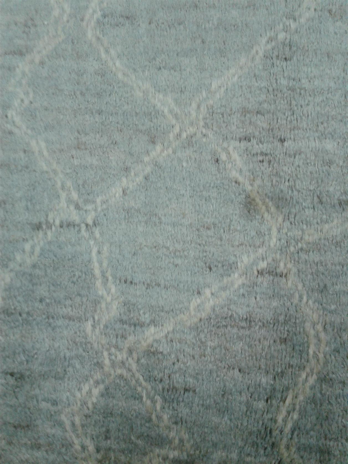 AORug#9005 size. 6' 06" x 9' 06"