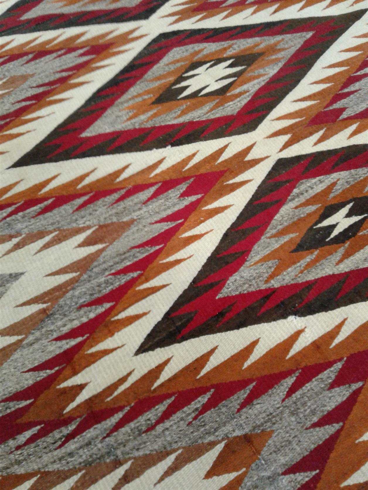 AORug#8433 size. 4' 01" x 5' 05"