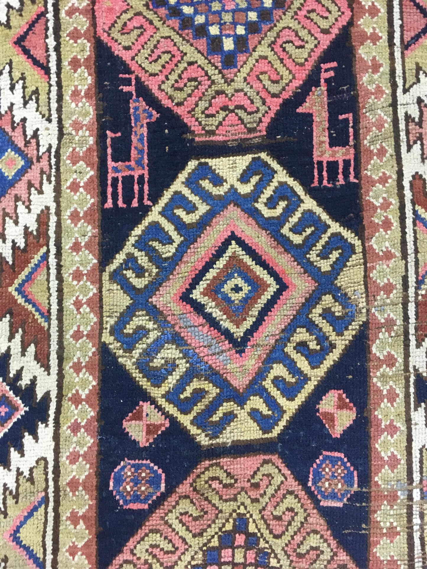 AORug#12852 size. 3' 07" x 11' 08"