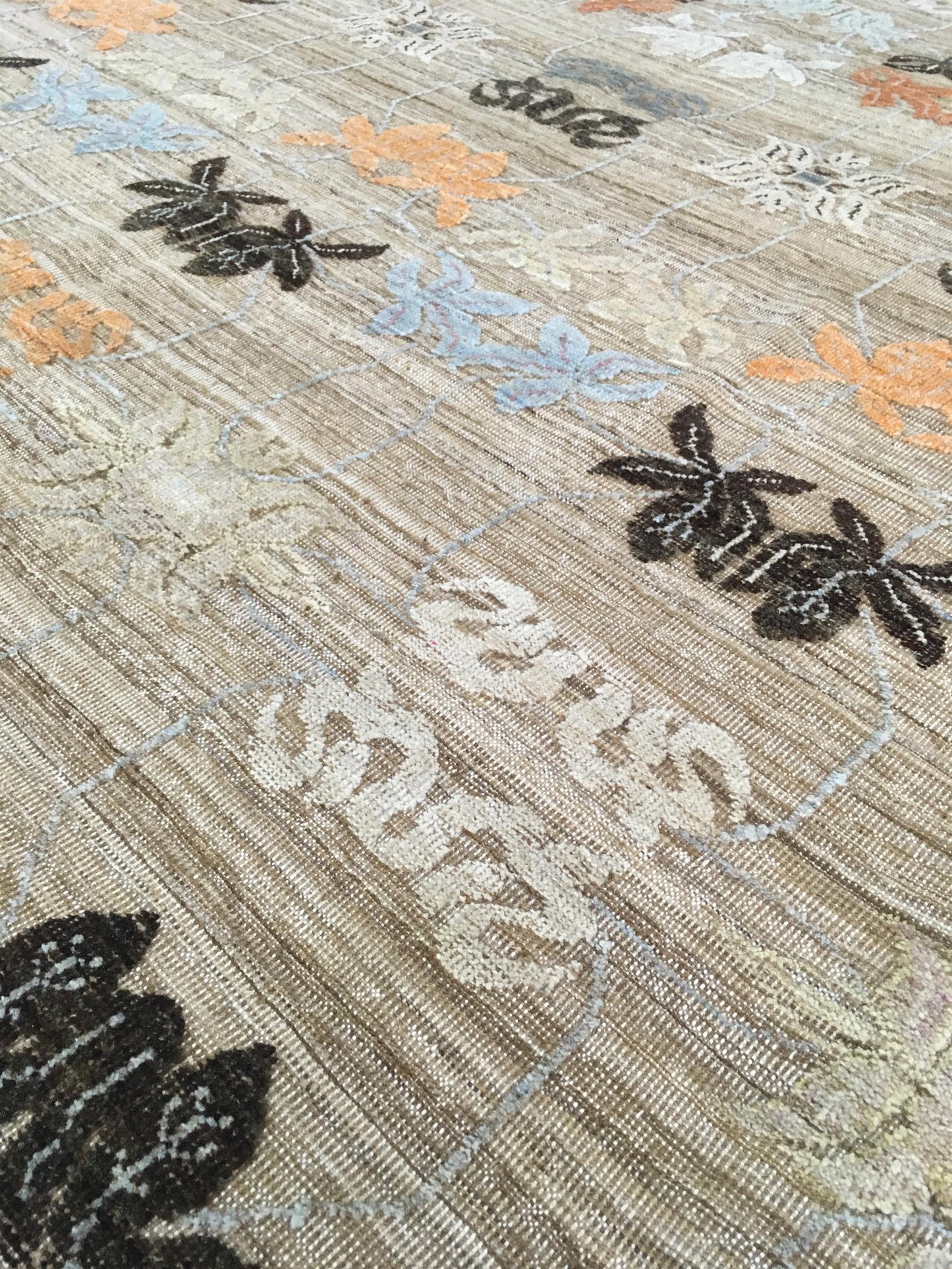 AORug#9051 size. 6' 00" x 8' 10"