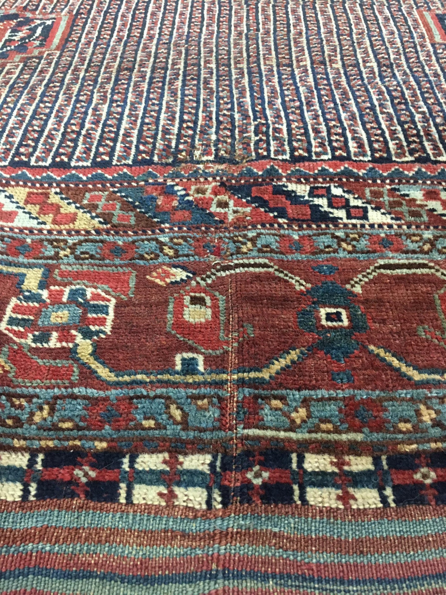 AORug#12933 size. 6' 01" x 12' 01"