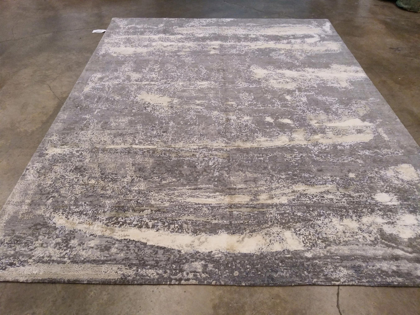 AORug#12583 size. 7' 10" x 10' 02"