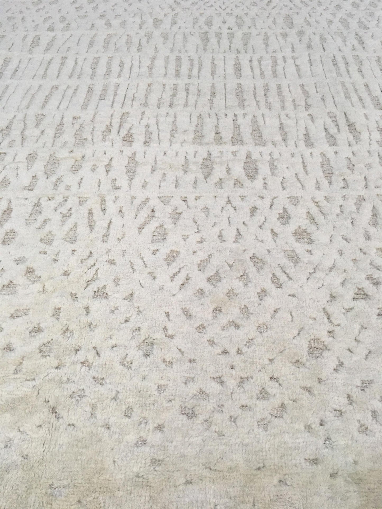 AORug#15058 size. 8'0" X 8'0"
