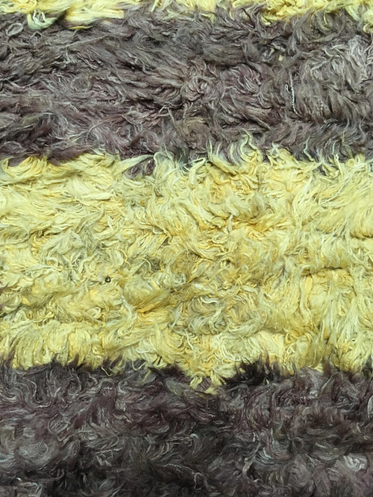 AORug#8593 size. 3' 00" x 5' 06"