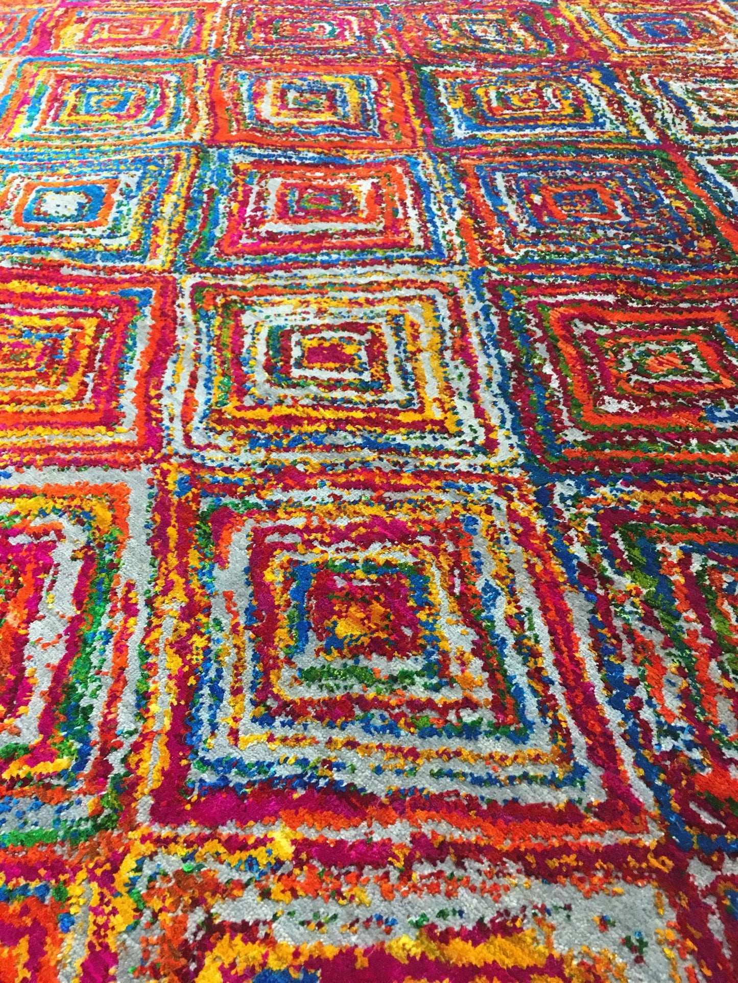 AORug#12586 size. 7' 09" x 9' 11"