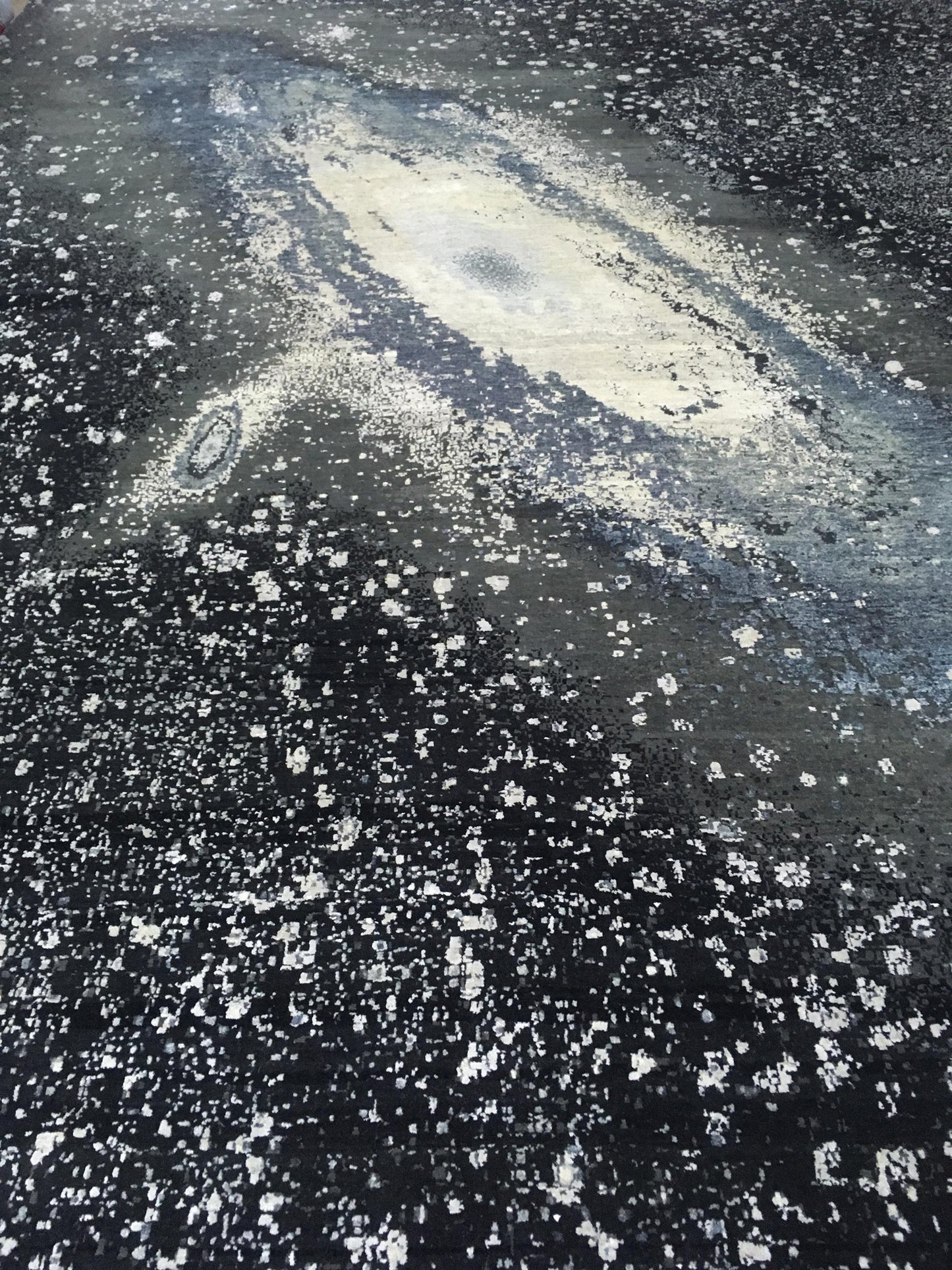 AORug#9318 size. 9'0" X 12'0"