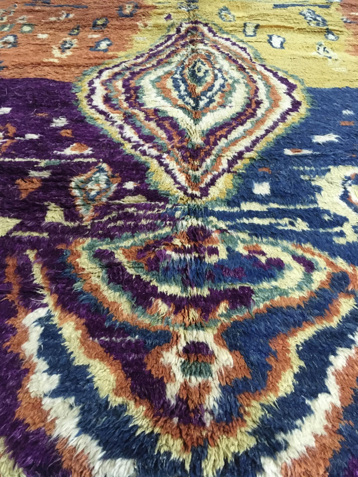 AORug#16018 size. 8'0" X 10'0"