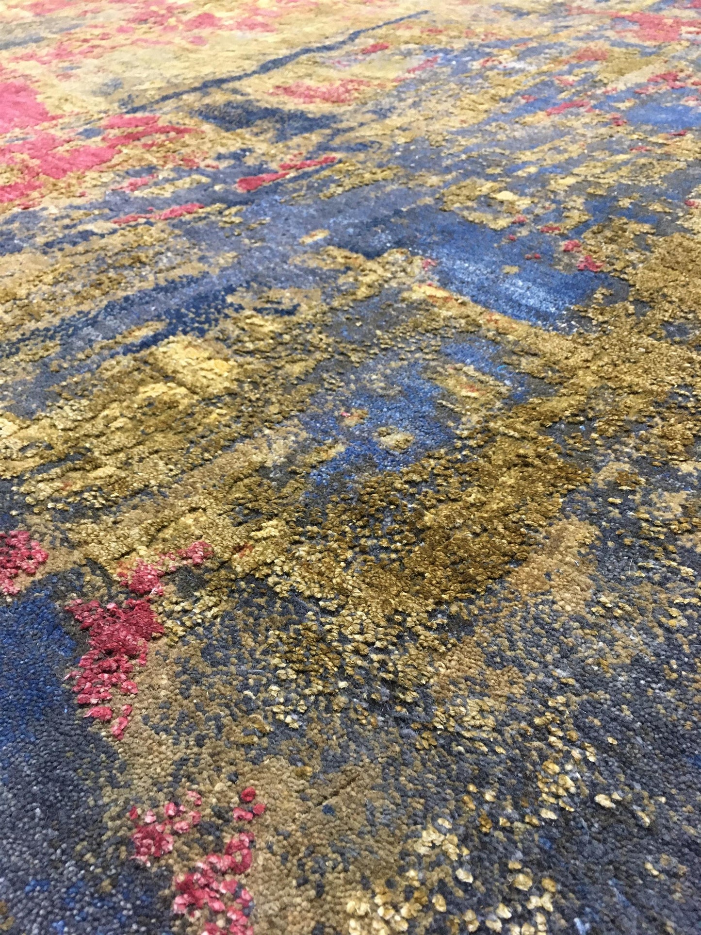 AORug#10330 size. 8' 00" x 10' 02"