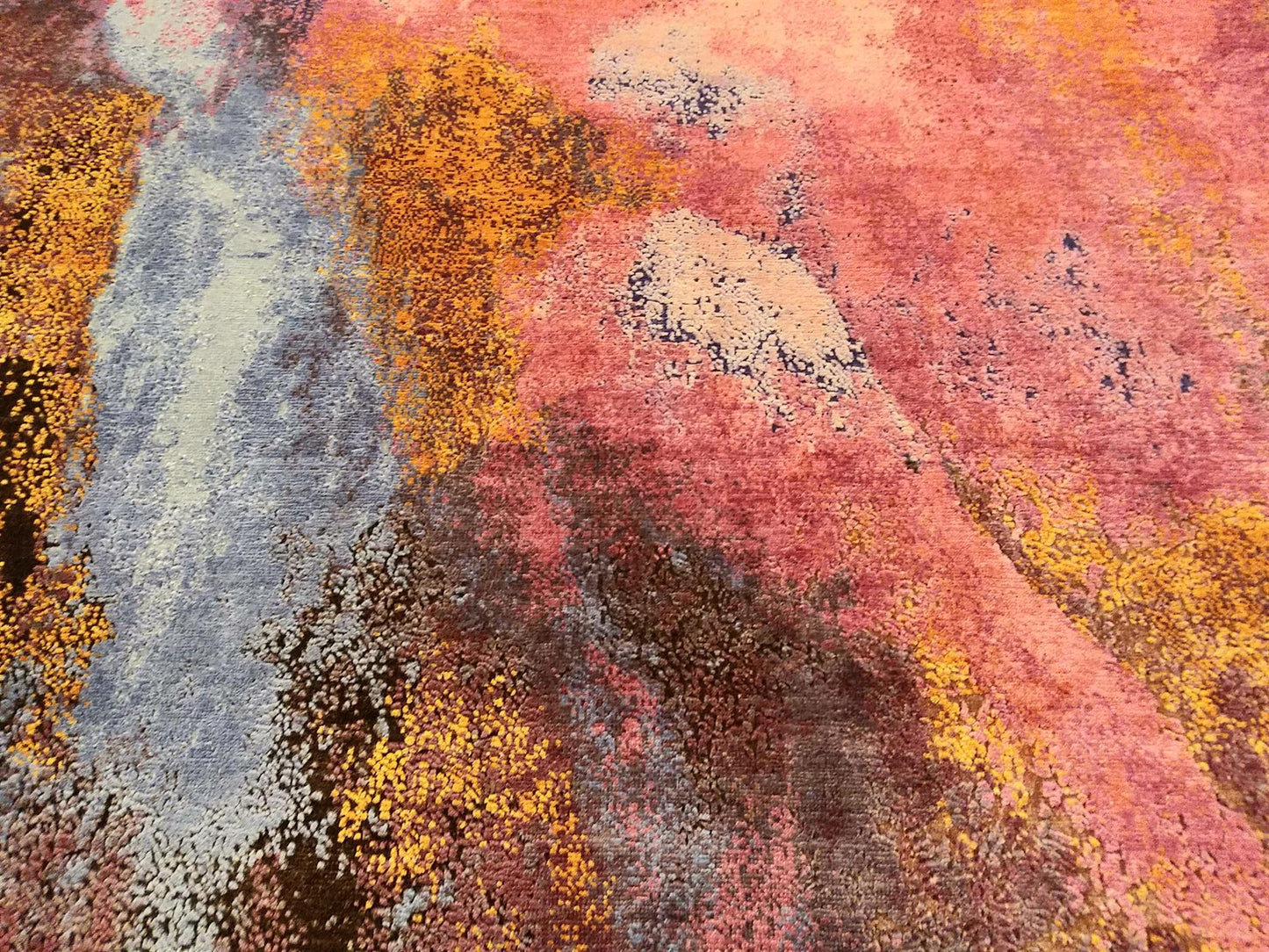 AORug#12609 size. 9' 0" X 12' 0"