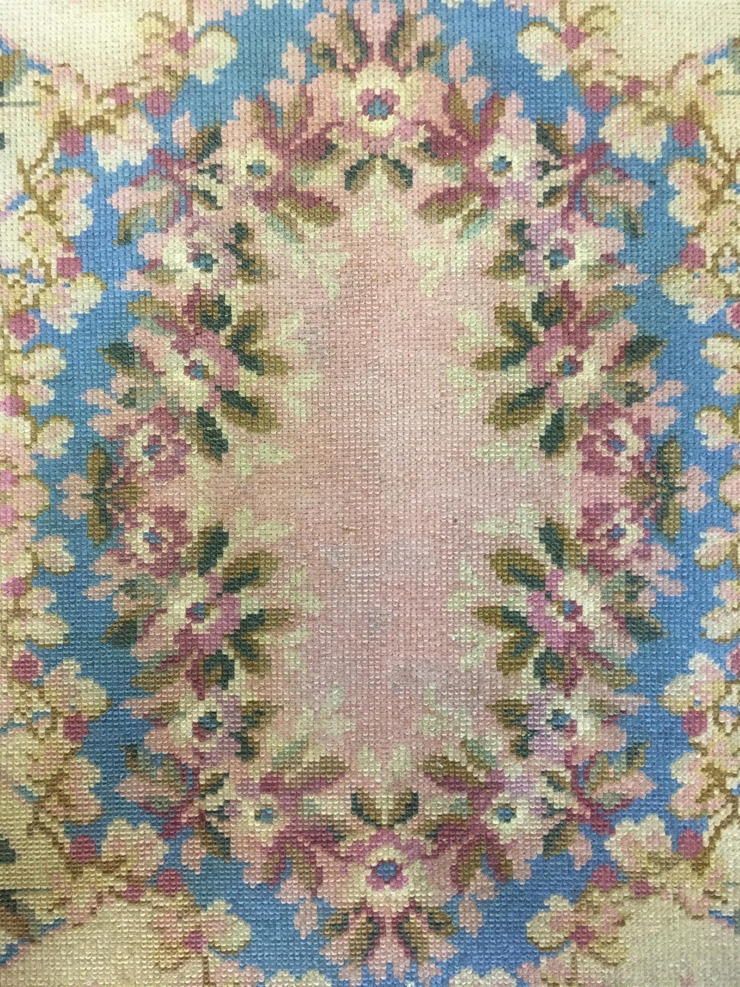 AORug#8516 size. 9' 00" x 12' 00"