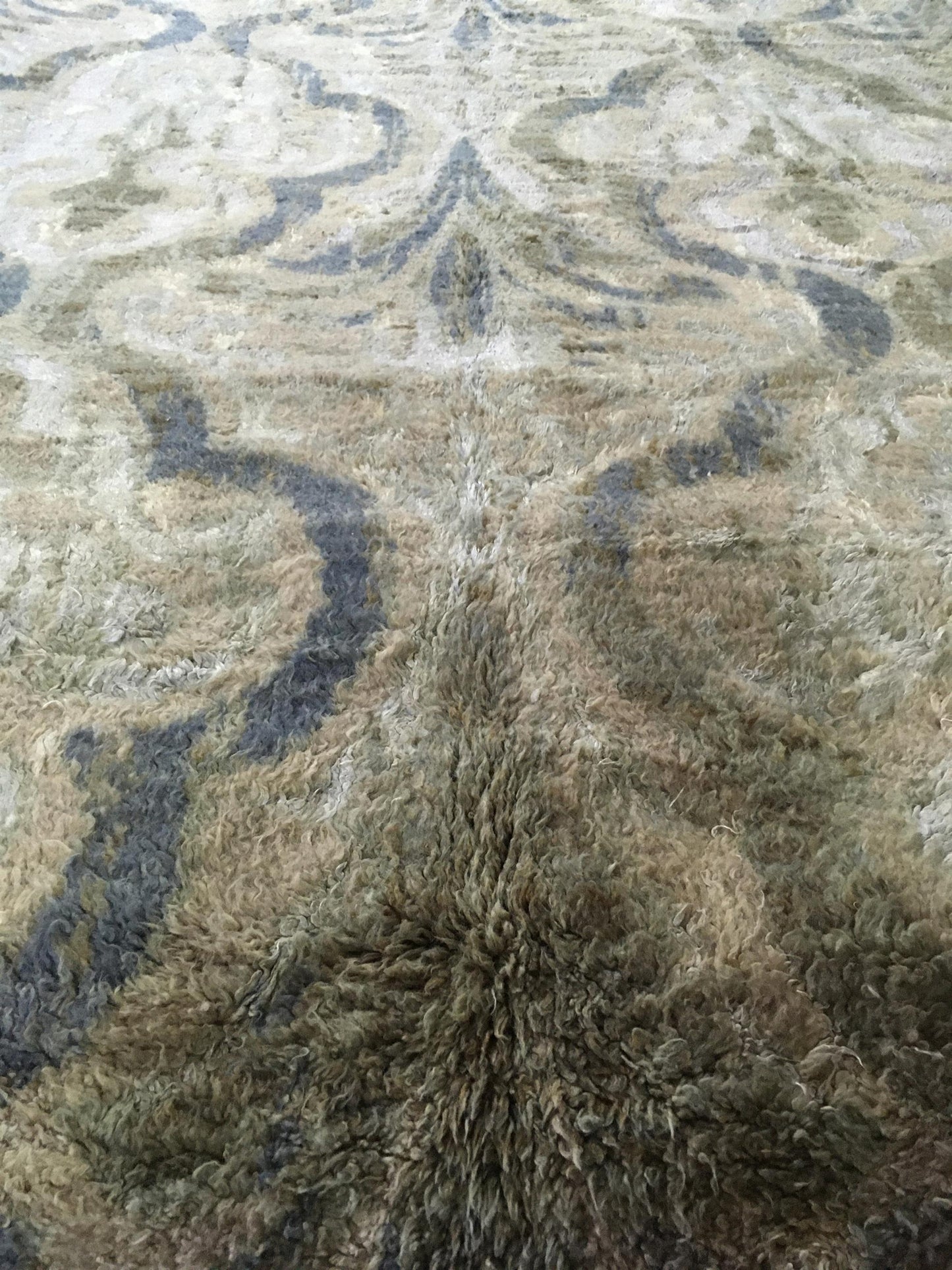 AORug#9493 size. 7' 07" x 10' 03"