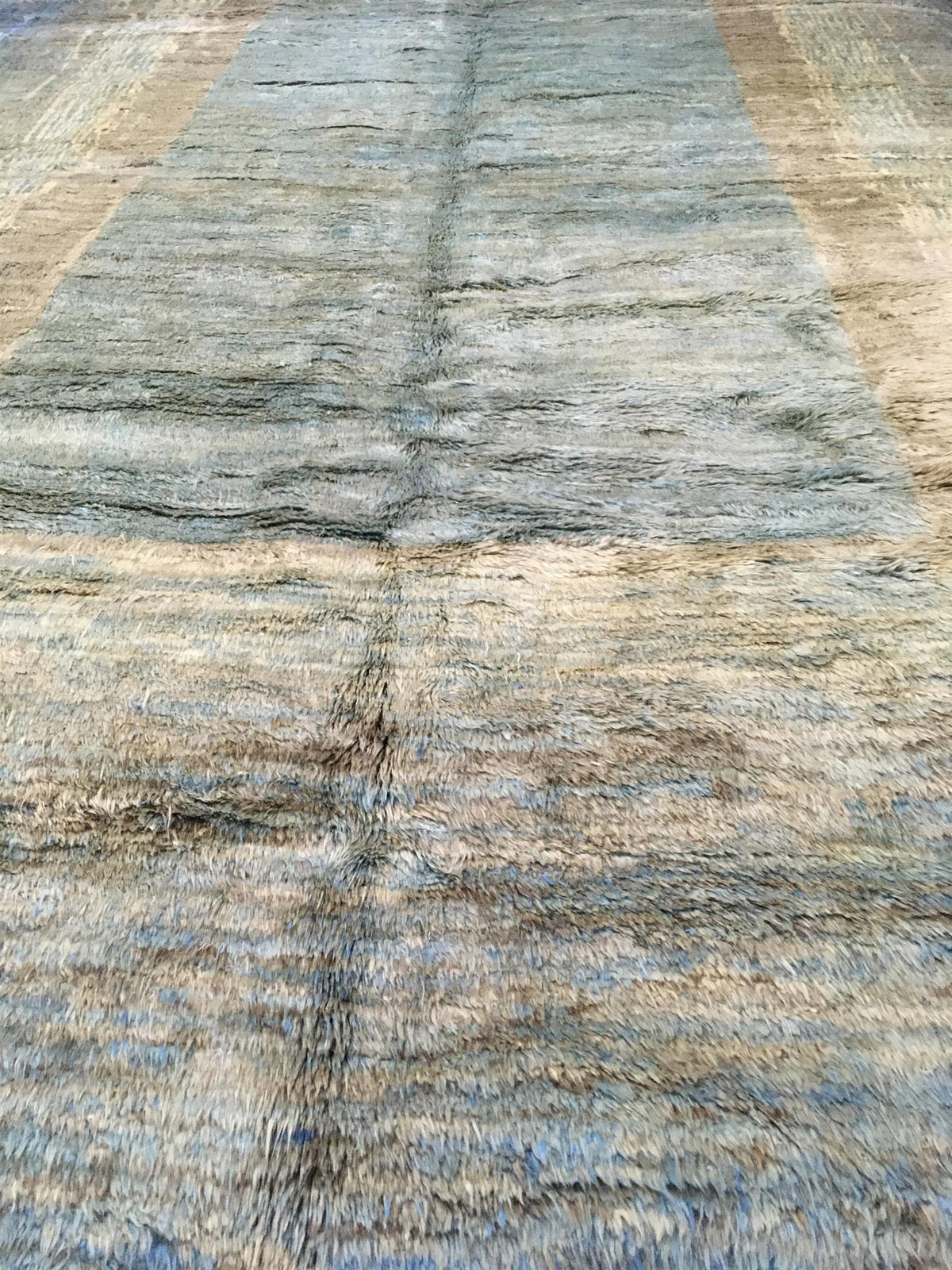 AORug#9336 size. 9' 09" x 14' 00"