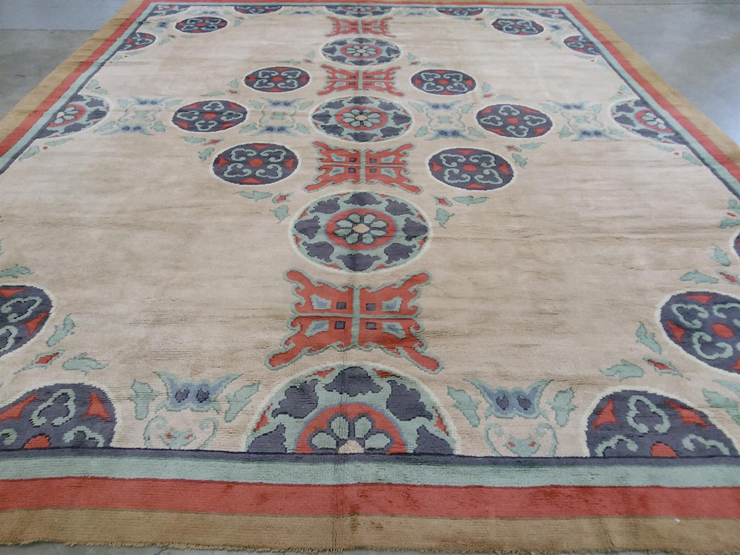 AORug#4392 size. 13' 04" x 16' 06"