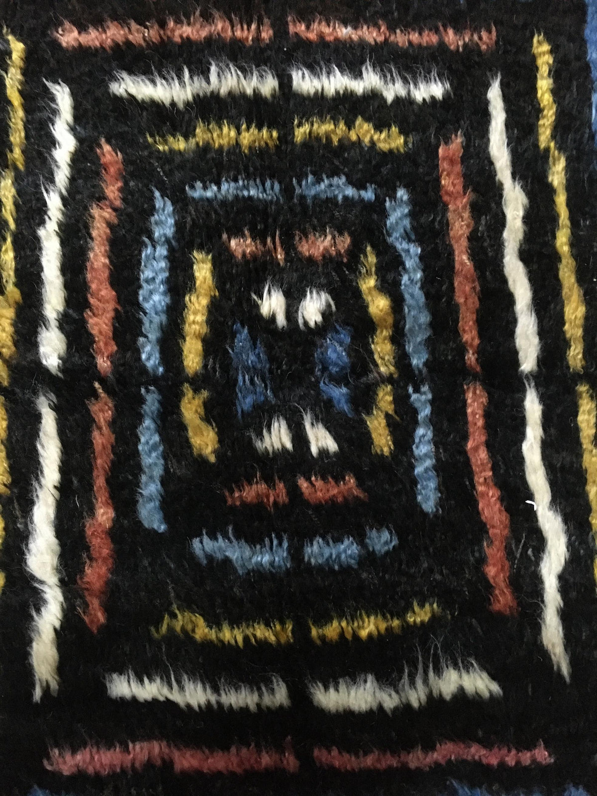 AORug#12742 size. 8' 02" x 9' 11"