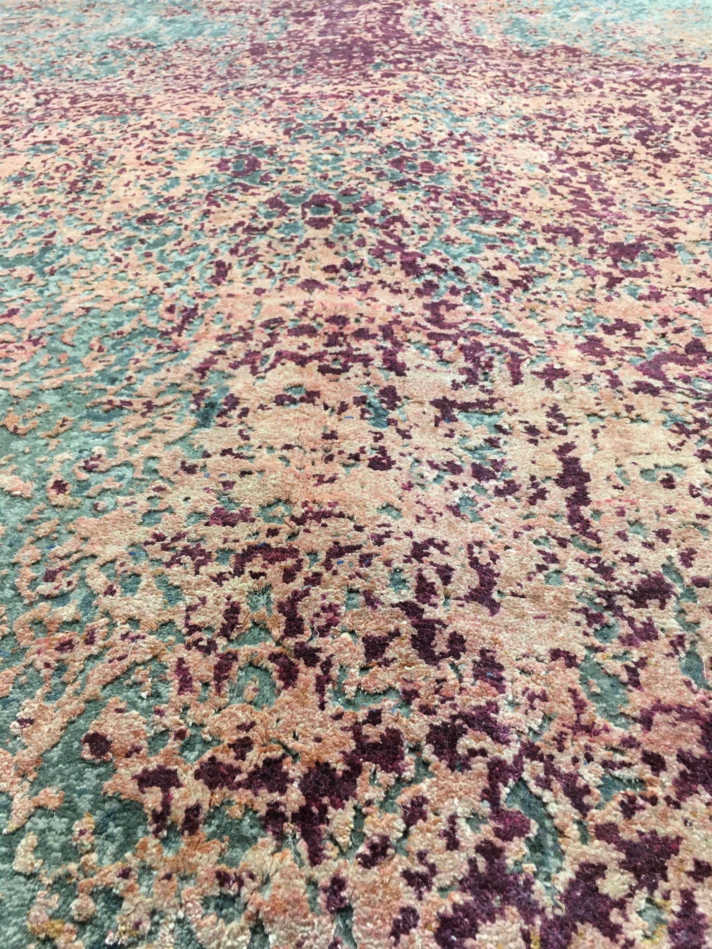 AORug#9411 size. 8' 00" x 10' 01"