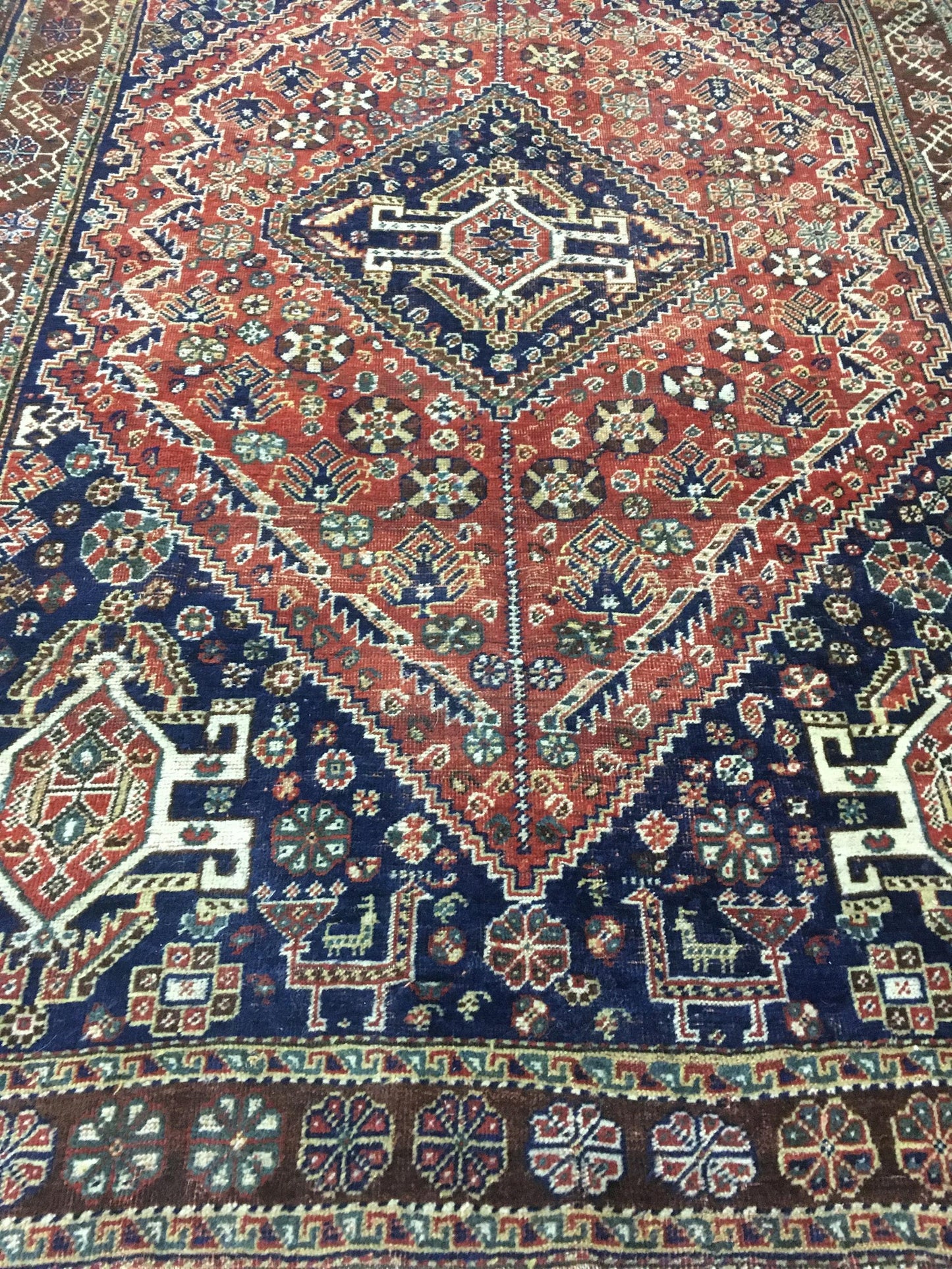 AORug#13235 size. 4' 03" x 6' 04"