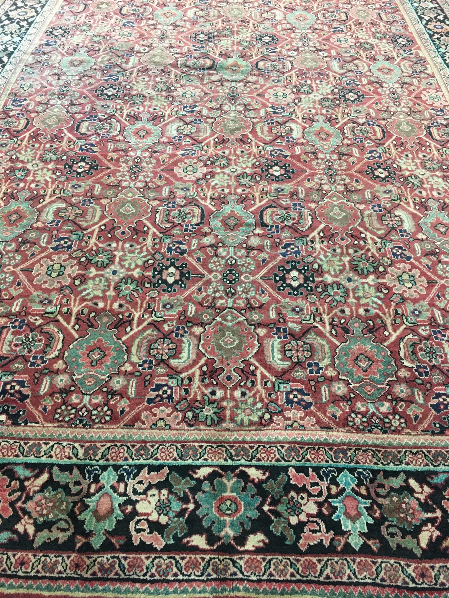AORug#1458 size.9' 06" x 12' 09"