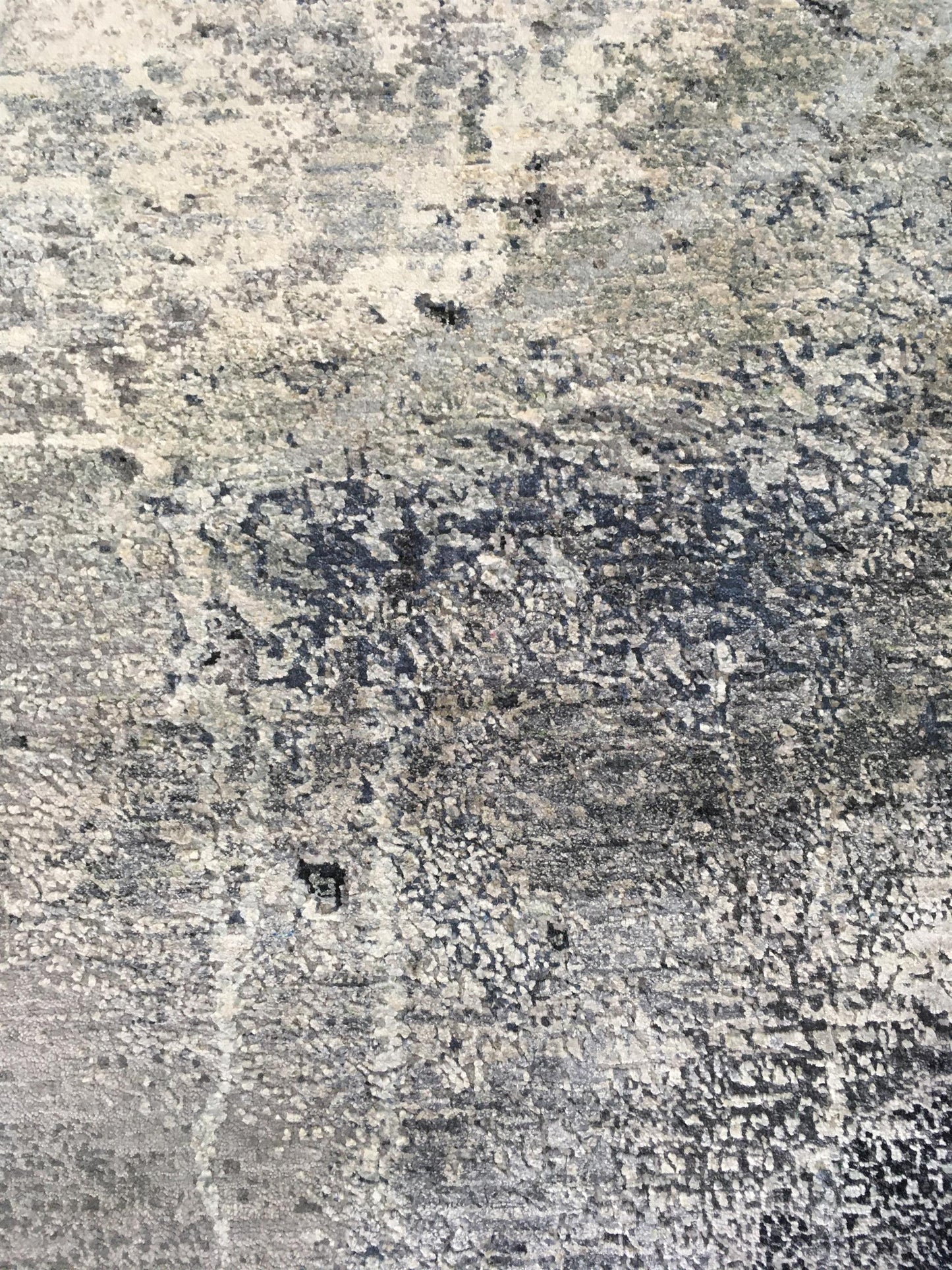 AORug#12617 size. 8' 0" X 10' 0"