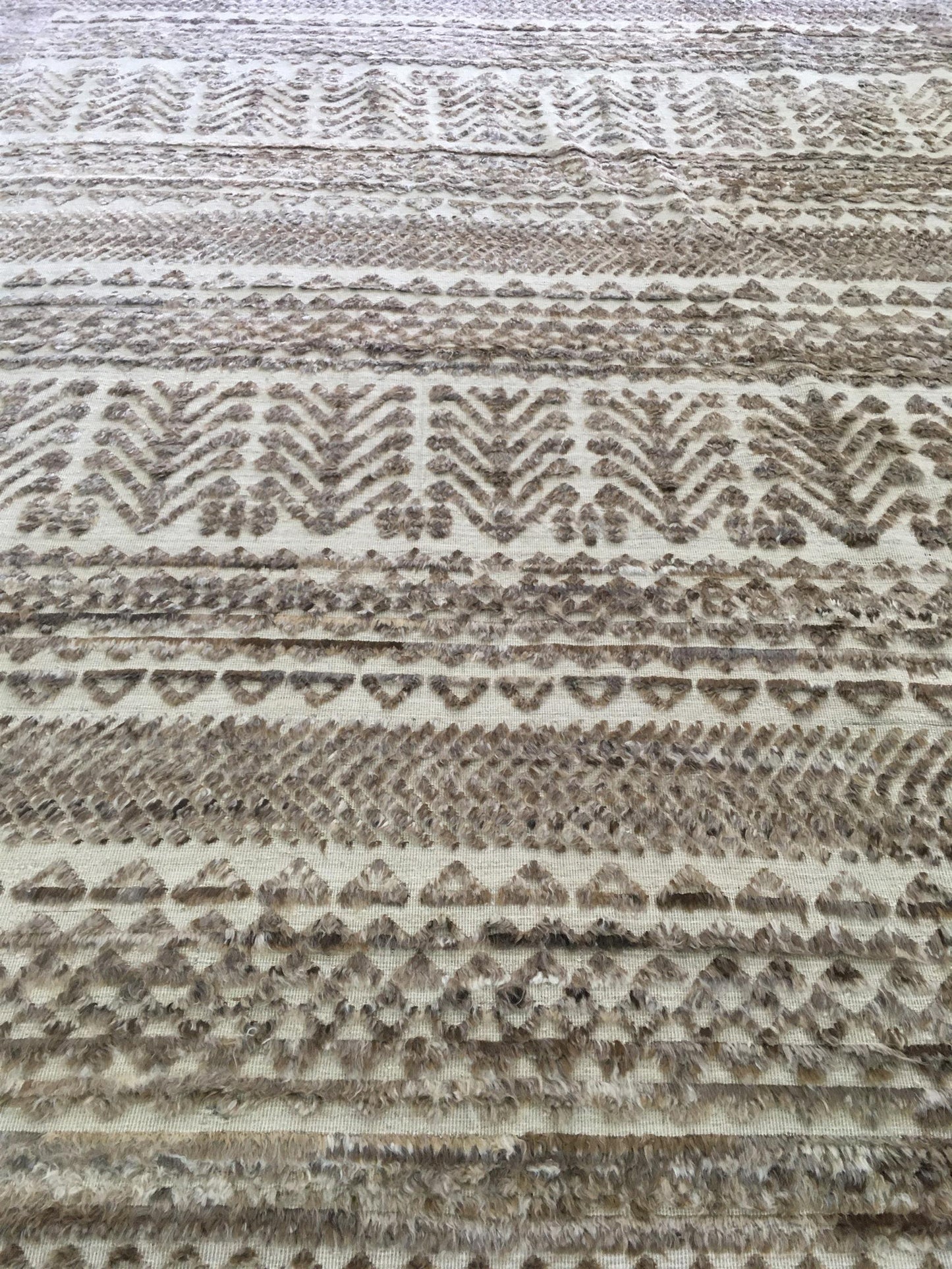 AORug#12630 size. 9' 0" X 12' 0" Multi Sizes