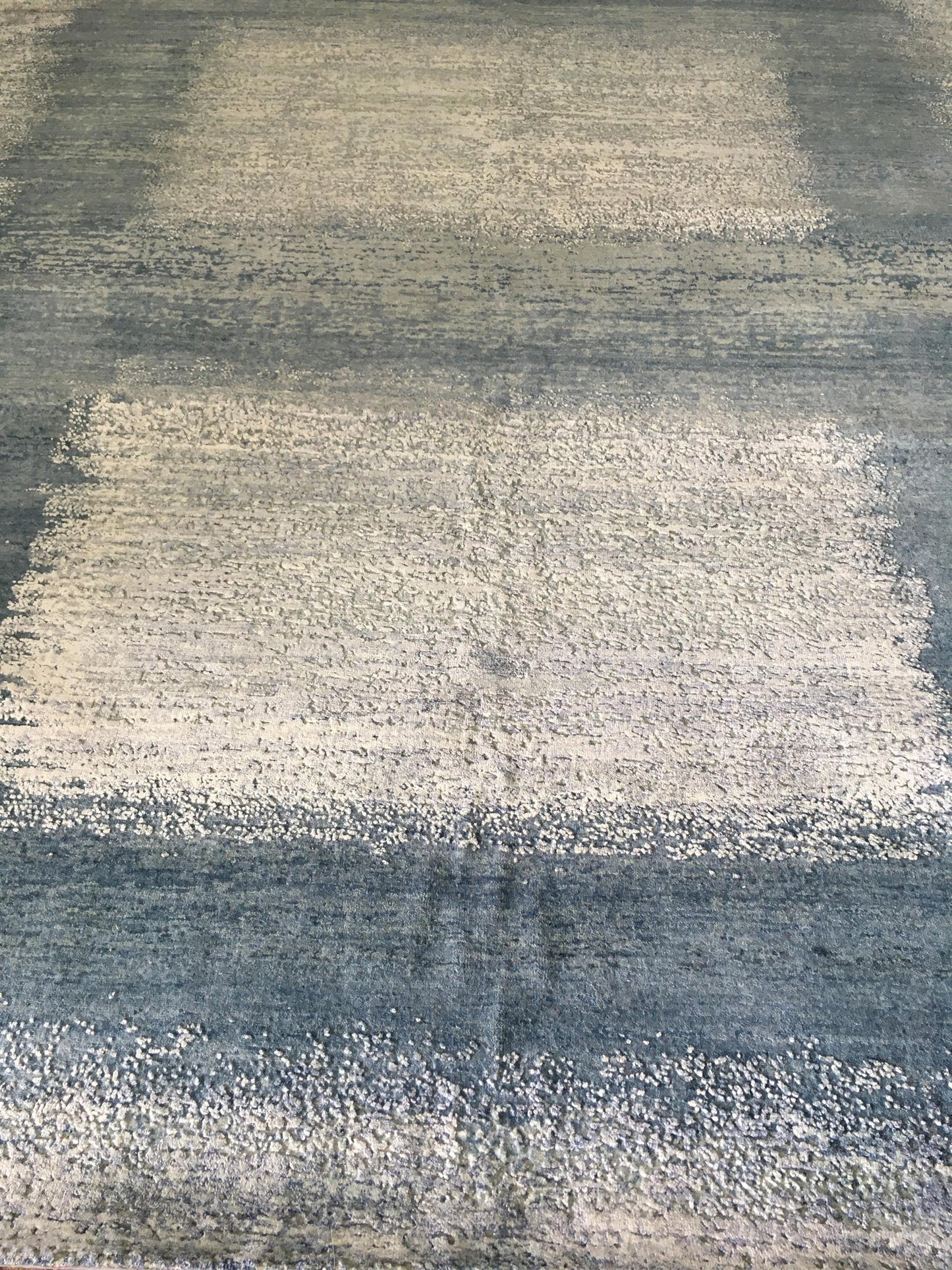 AORug#12105 size. 8'0" X 10'0"