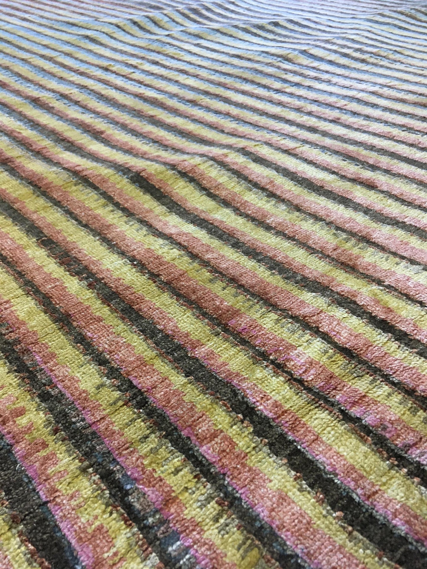 AORug#12721 size. 10'0" X 14'0" Multi Size