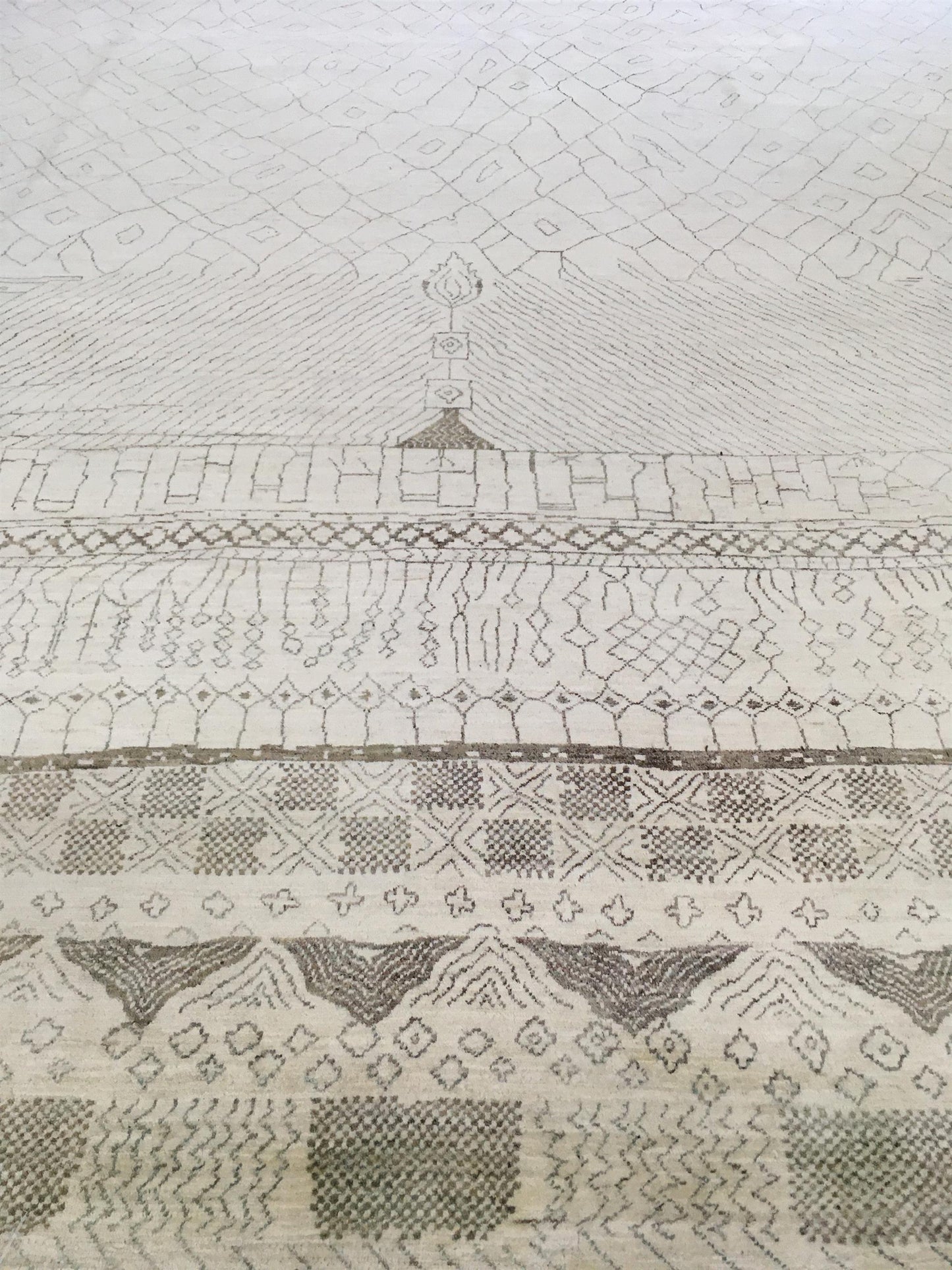 AORug#13094 size. 10'0" X 14'0"