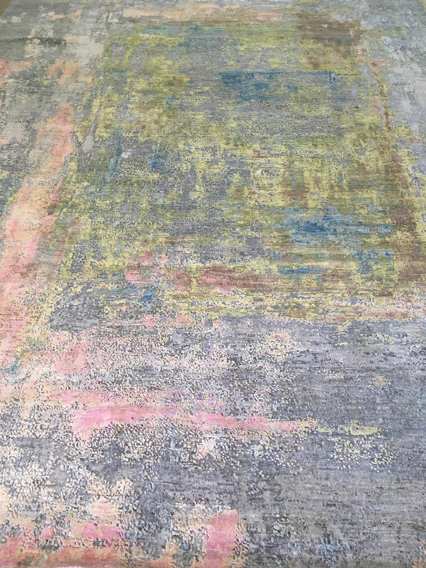 AORug#12612 size. 9' 0" X 12' 0"