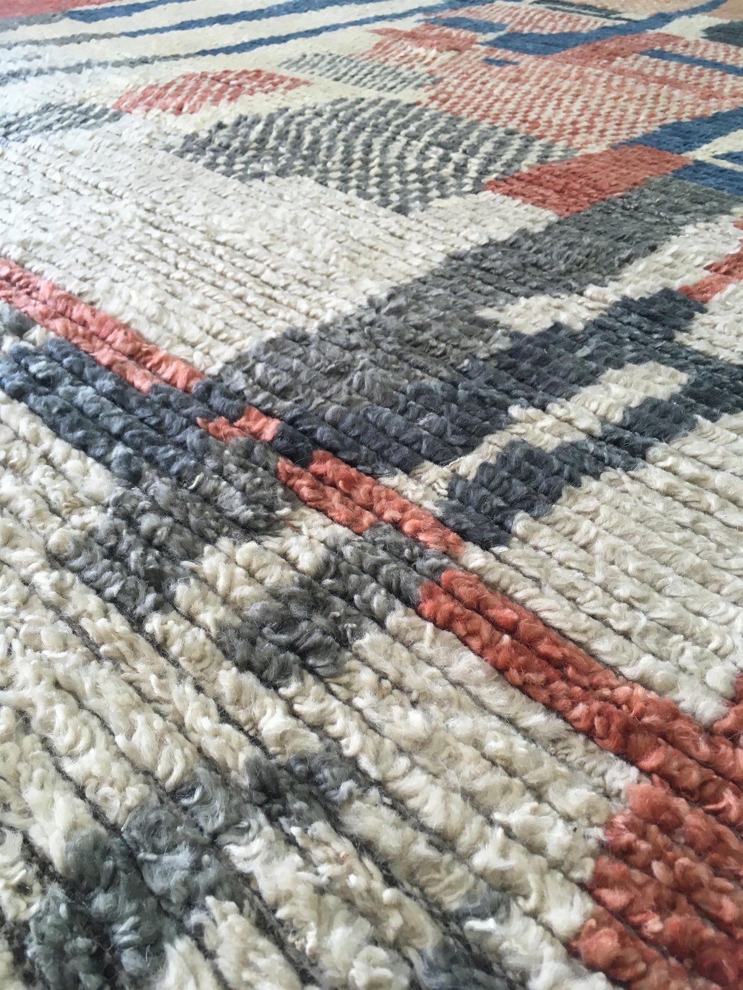 AORug#13932 size. 9'0" X 12'0"