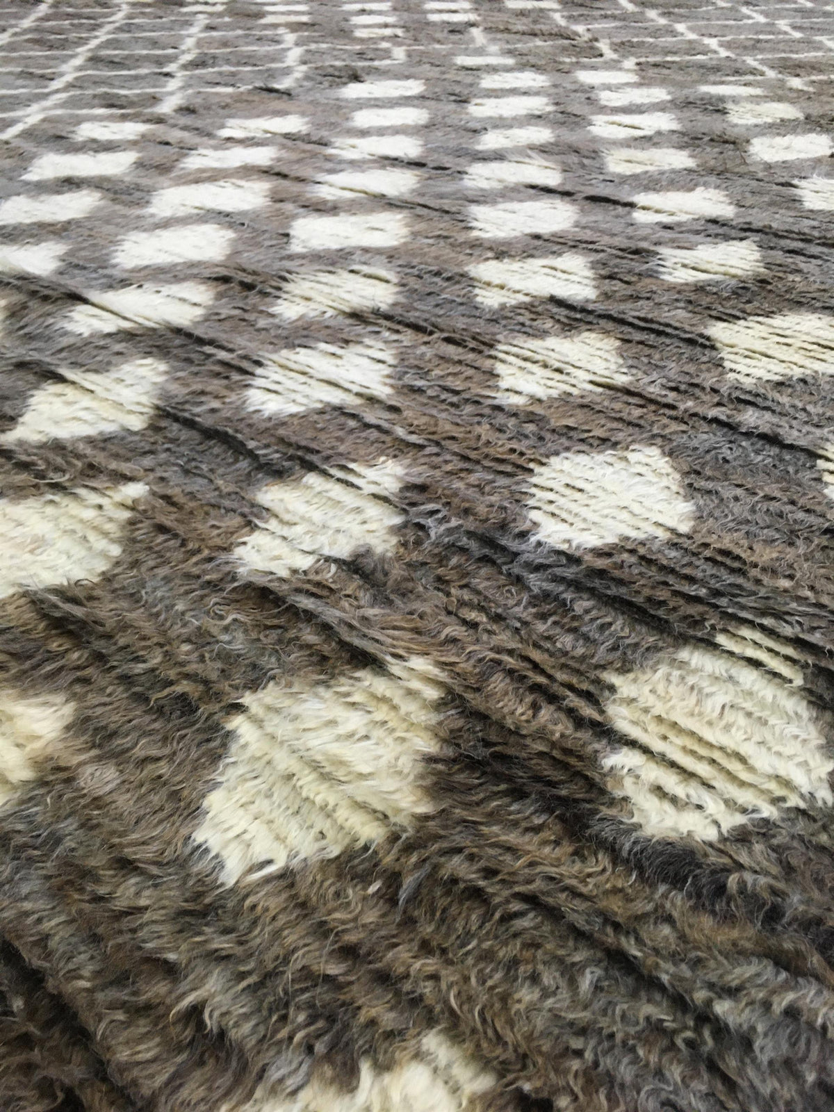 AORug#13192 size. 9' 10" x 12' 04"