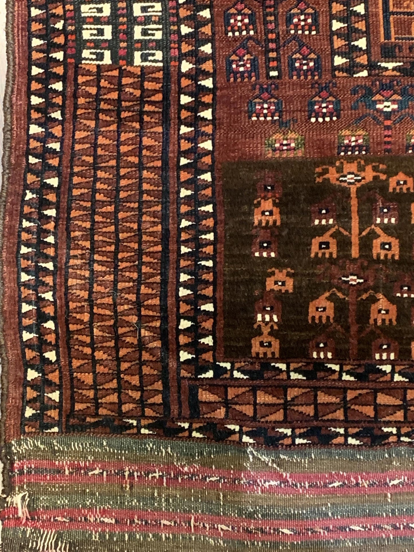 AORug#4559 size. 5' 04" x 6' 00"