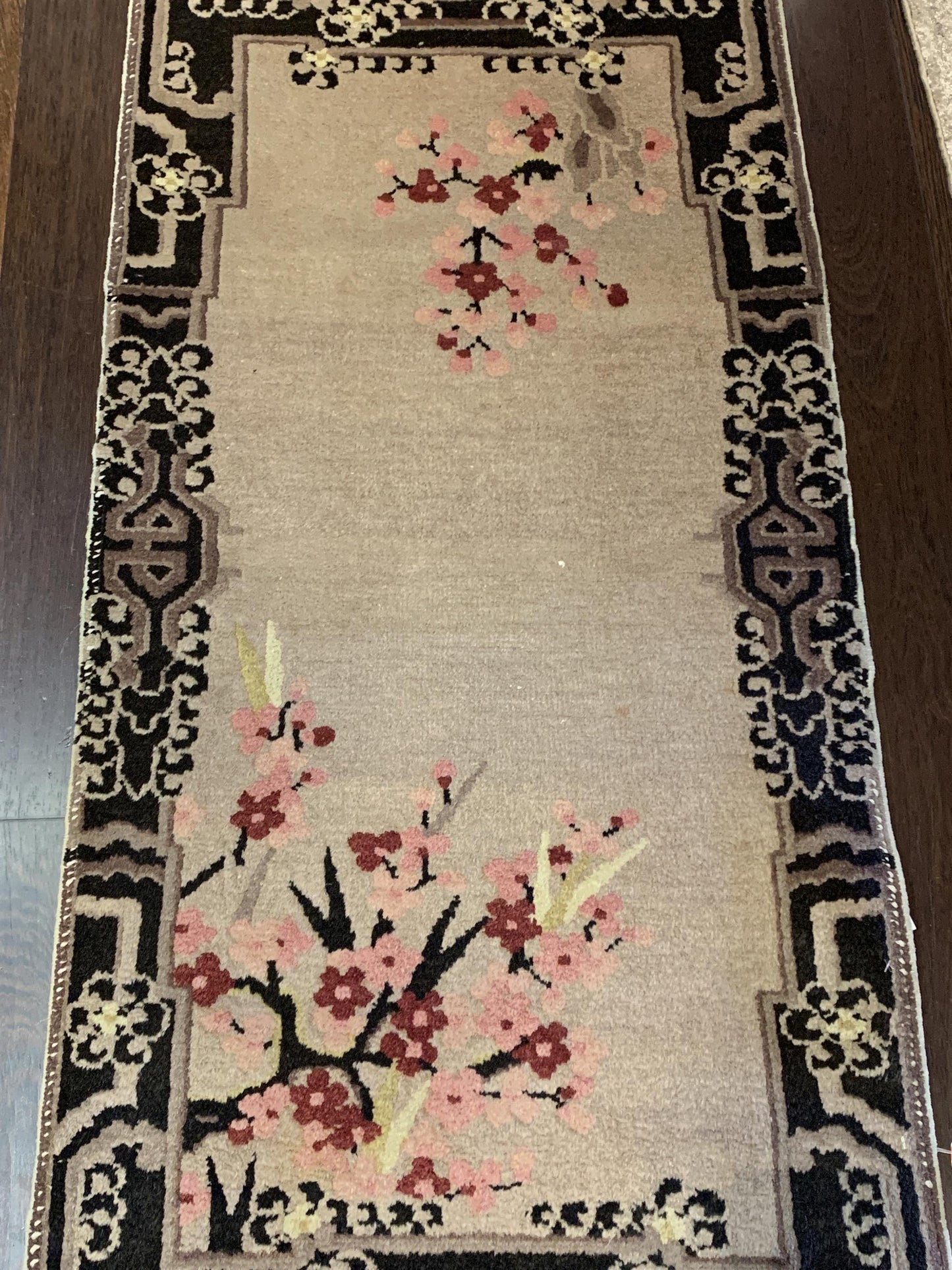 AORug#3882 size. 2' 02" x 4' 04"