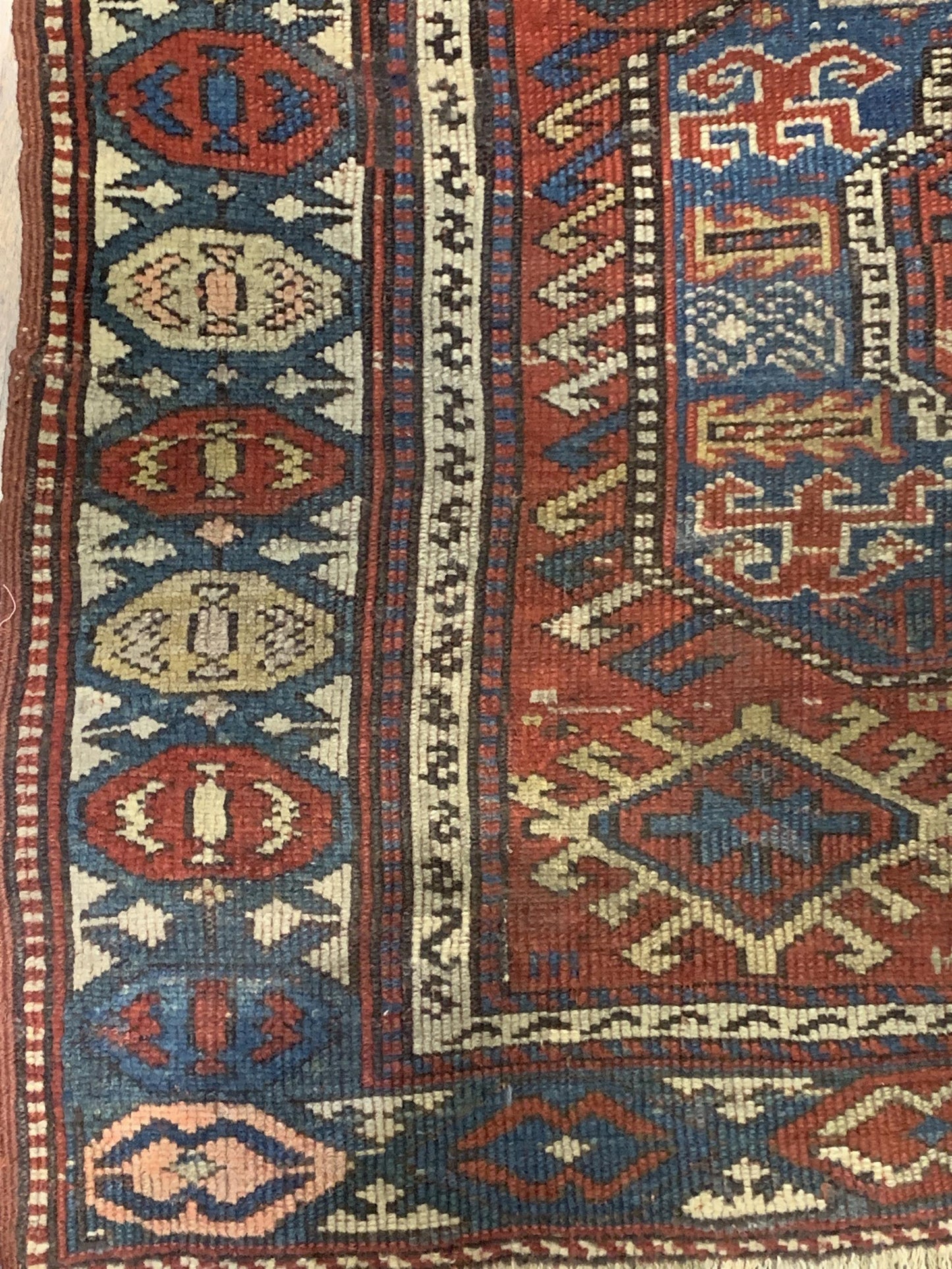 AORug#3296 size. 3' 07" x 6' 01"