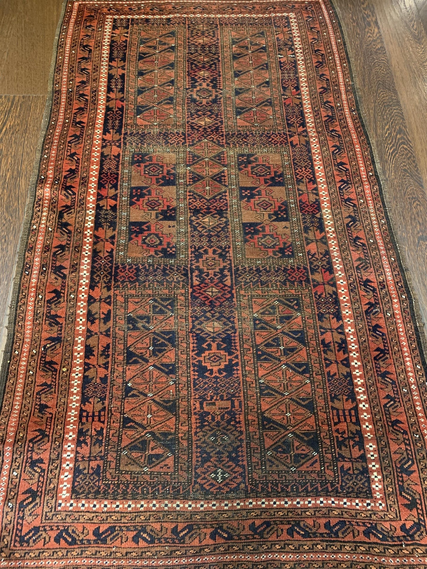 AORug#3959 size. 3' 07" x 6' 07"