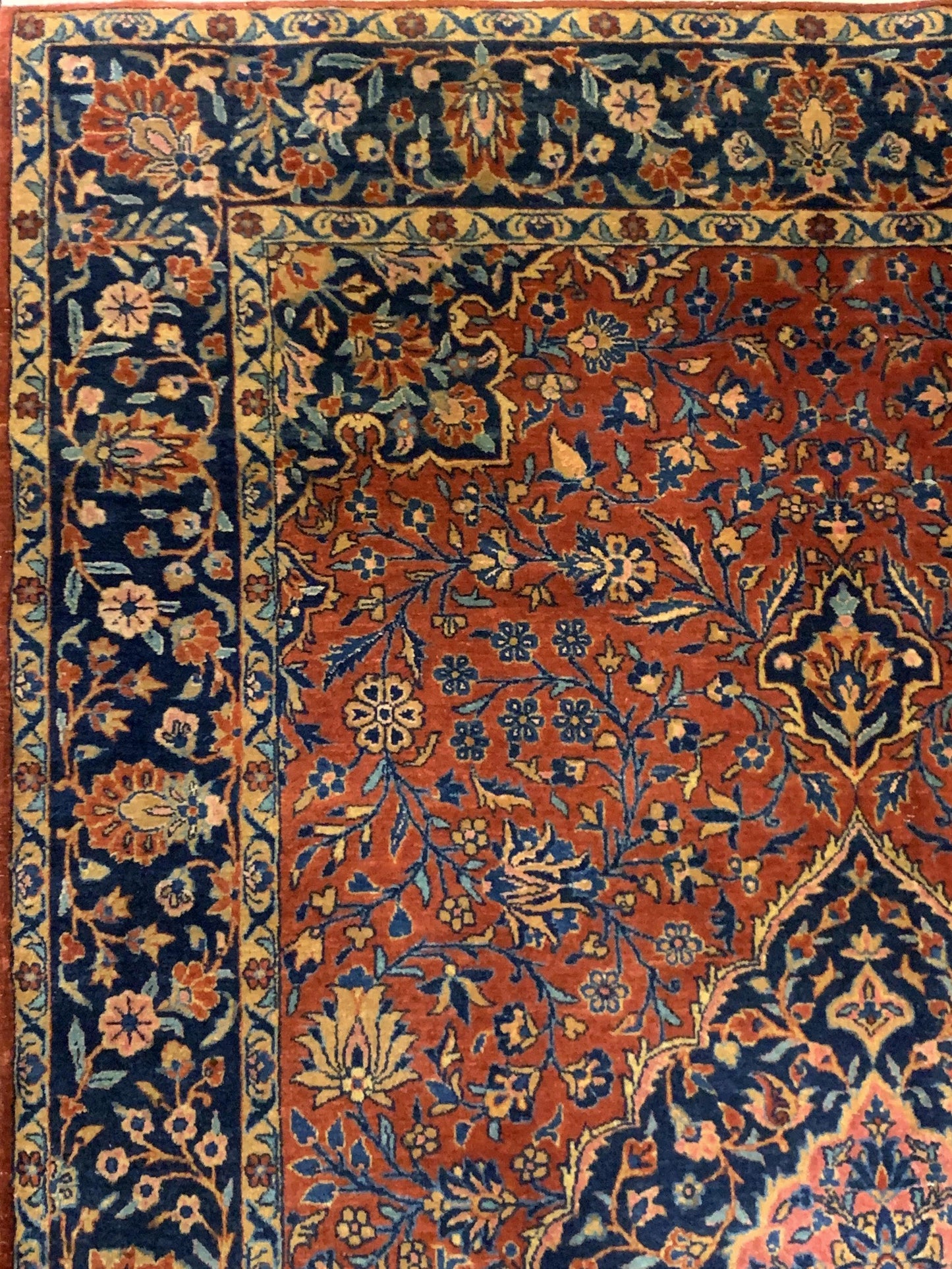 AORug#4065 size. 4' 02" x 6' 08"