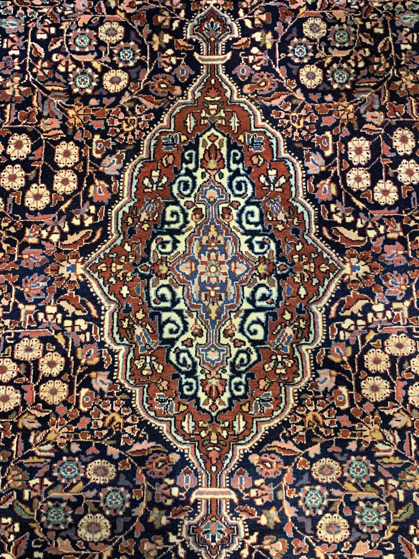 AORug#7980 size. 4' 04" x 6' 08"