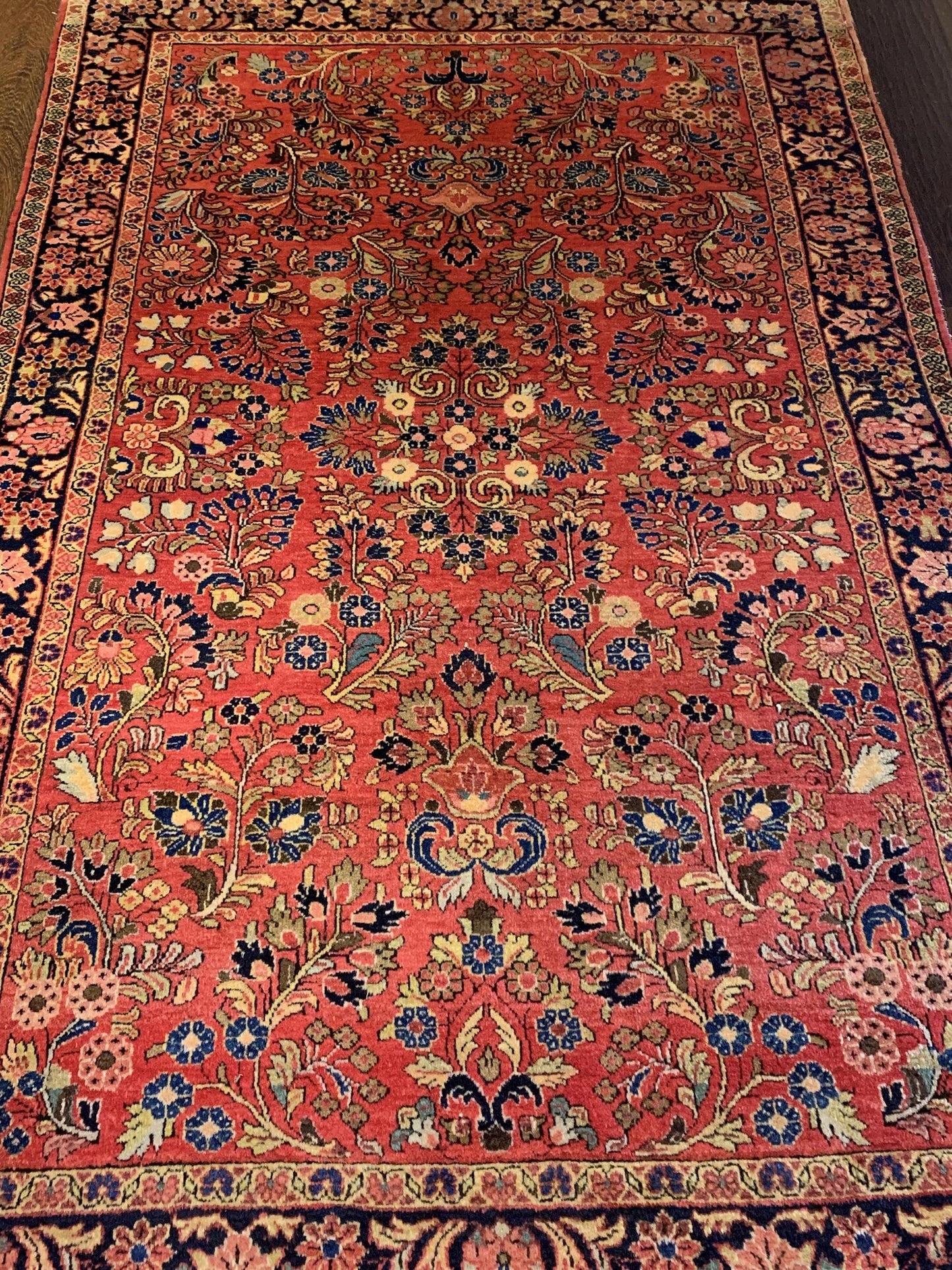 AORug#4086 size. 4' 03" x 6' 09"