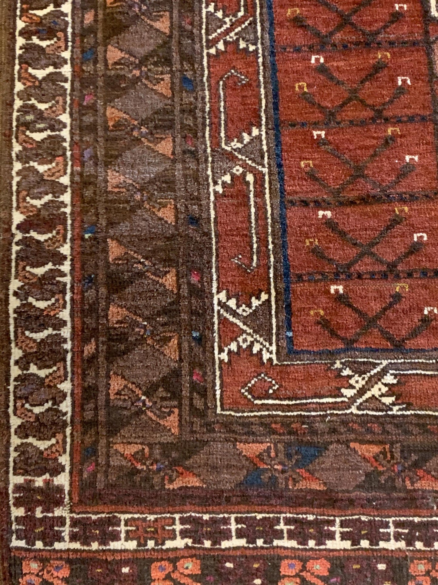 AORug#4063 size. 4' 06" x 7' 03"