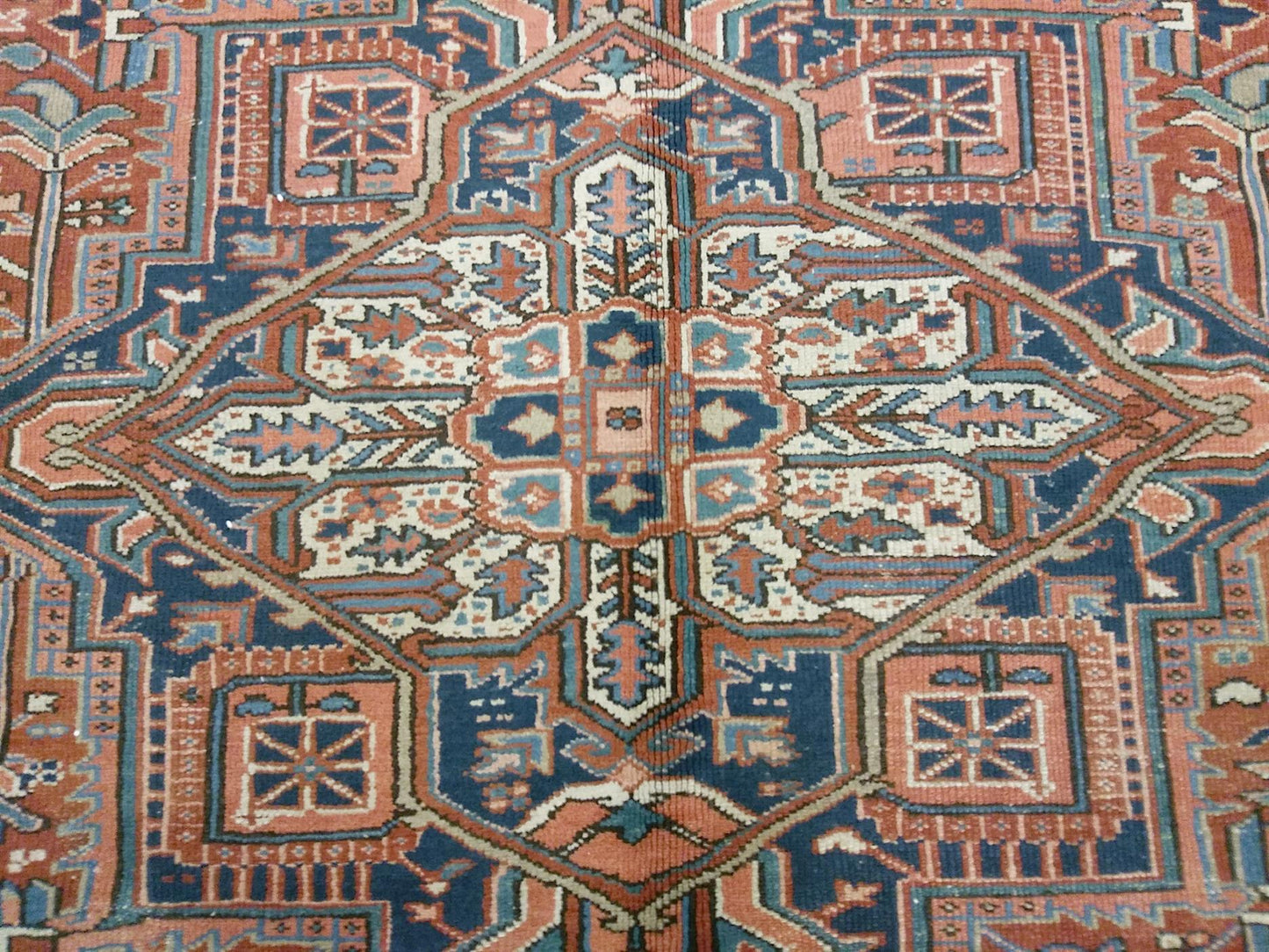 AORug#3420 size. 8' 02" x 11' 06"